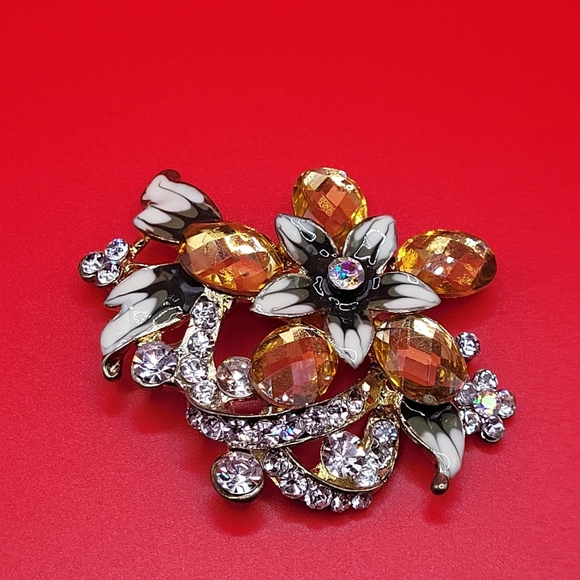 Flower Pattern Vintage White and Orange Rhinestones Brooch Pin - Picture 3 of 7